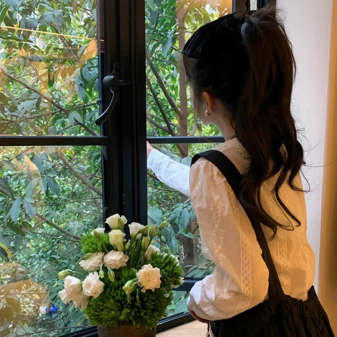 哈里如何变成一棵树